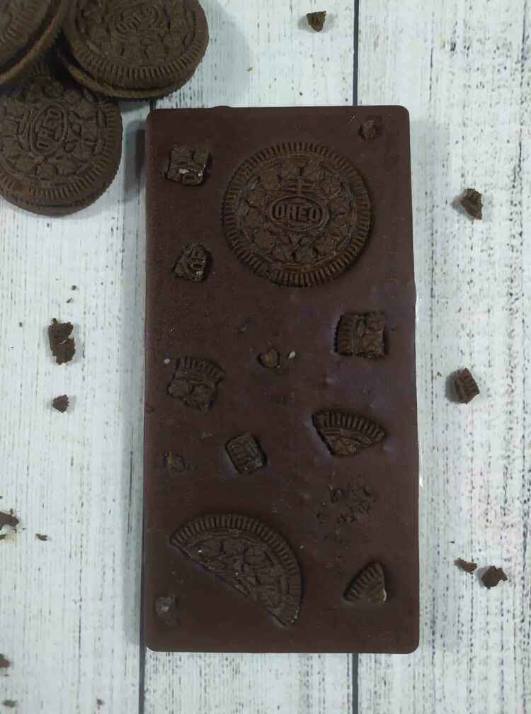 Milk Chocolate with Oreo Featured Image