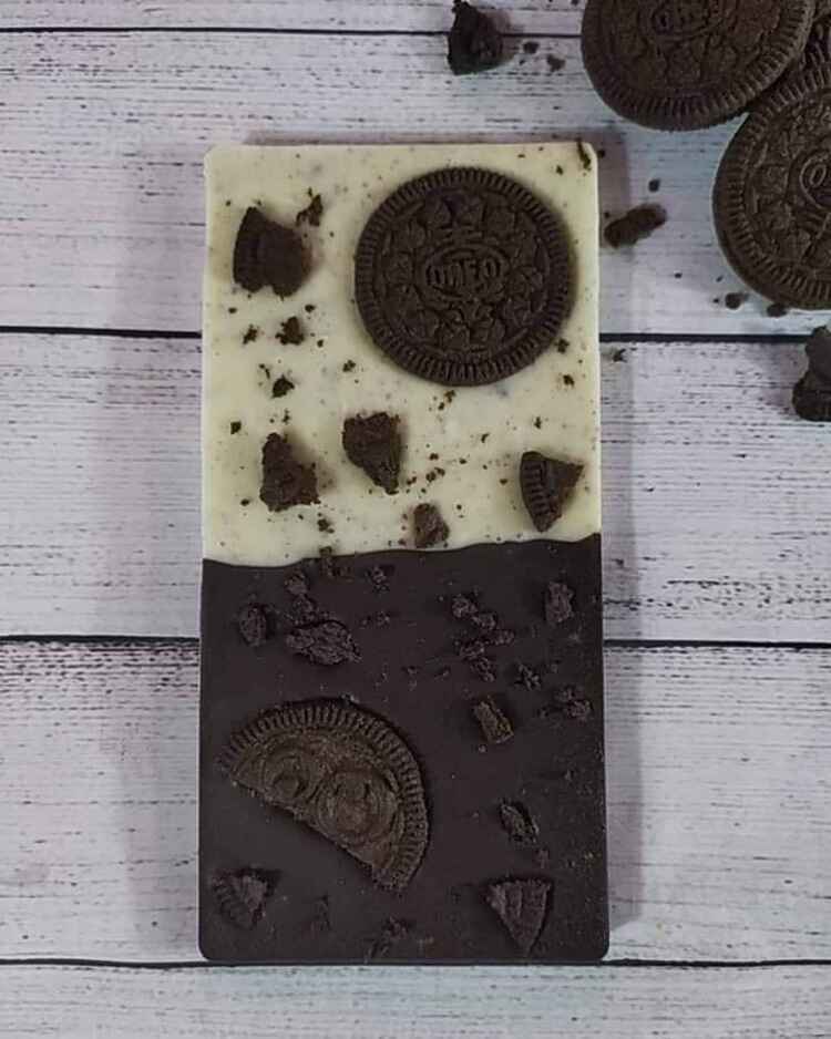 White and Dark Chocolate with Oreo Featured Image