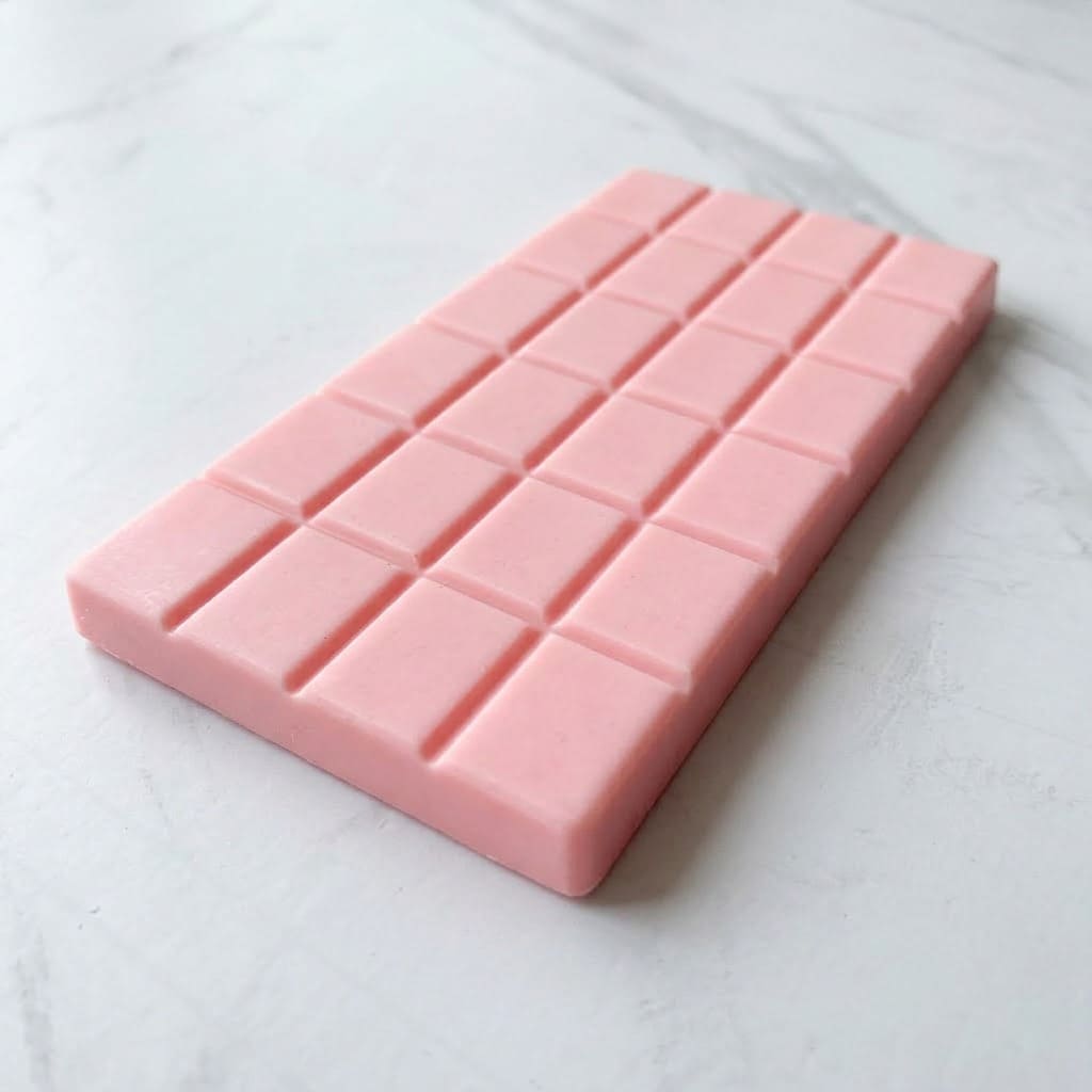 Strawberry Flavor Chocolate Image